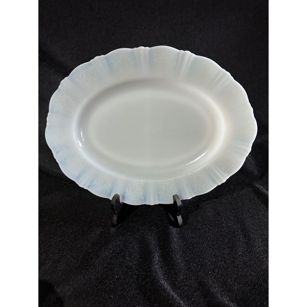 2 MacBeth-Evans Monax American Sweetheart etched Platters 13" Opalescent Glass - Picture 2 of 16